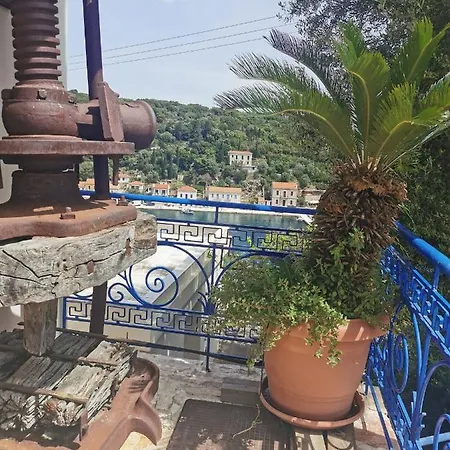 Argalios Apartment *